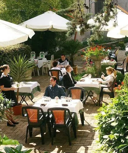 La Cour Des Lys Hotel Meximieux